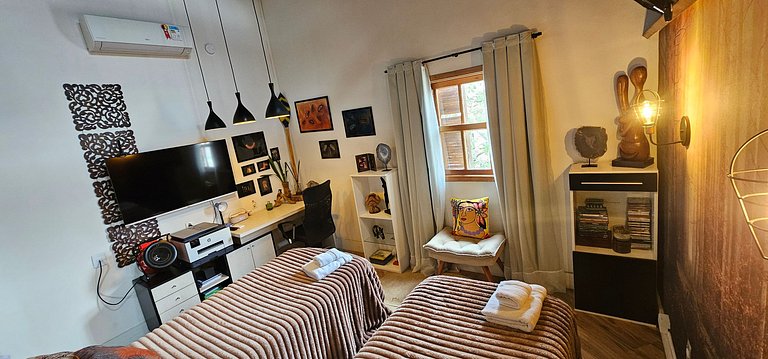 Quarto Privativo. SP Expo Itaú IBC Congonhas Zoo